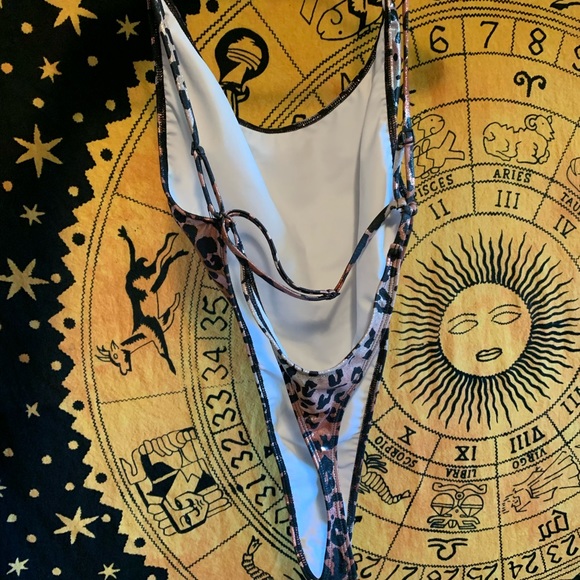 MINIMALE ANIMALE One Piece L in Shimmercat - Picture 4 of 5